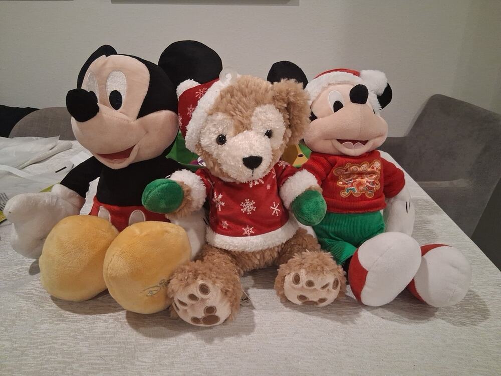 Disney Plush Lot Christmas Duffy Bear Winter Holiday Mickey Mouse Classic Mickey